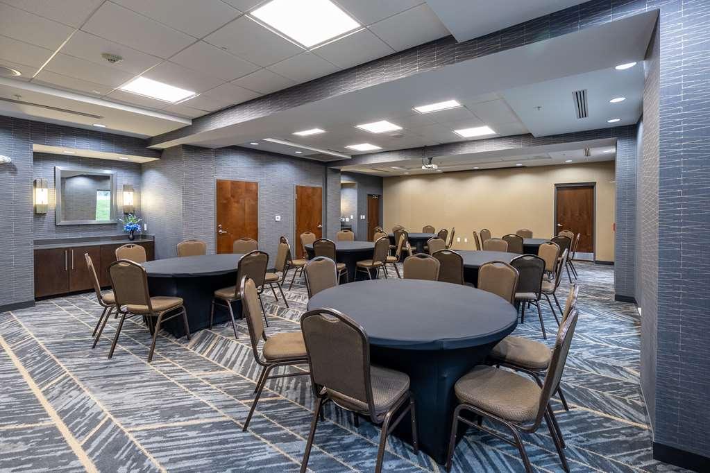 Hampton Inn & Suites Greensboro/Coliseum Area Instalações foto