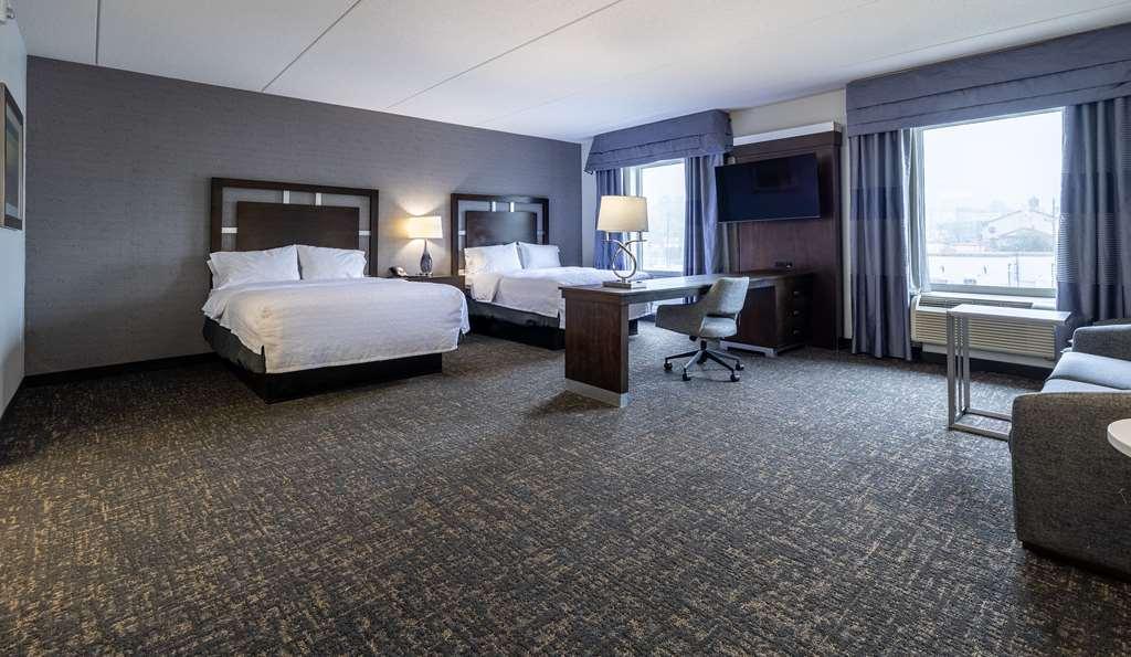 Hampton Inn & Suites Greensboro/Coliseum Area Quarto foto