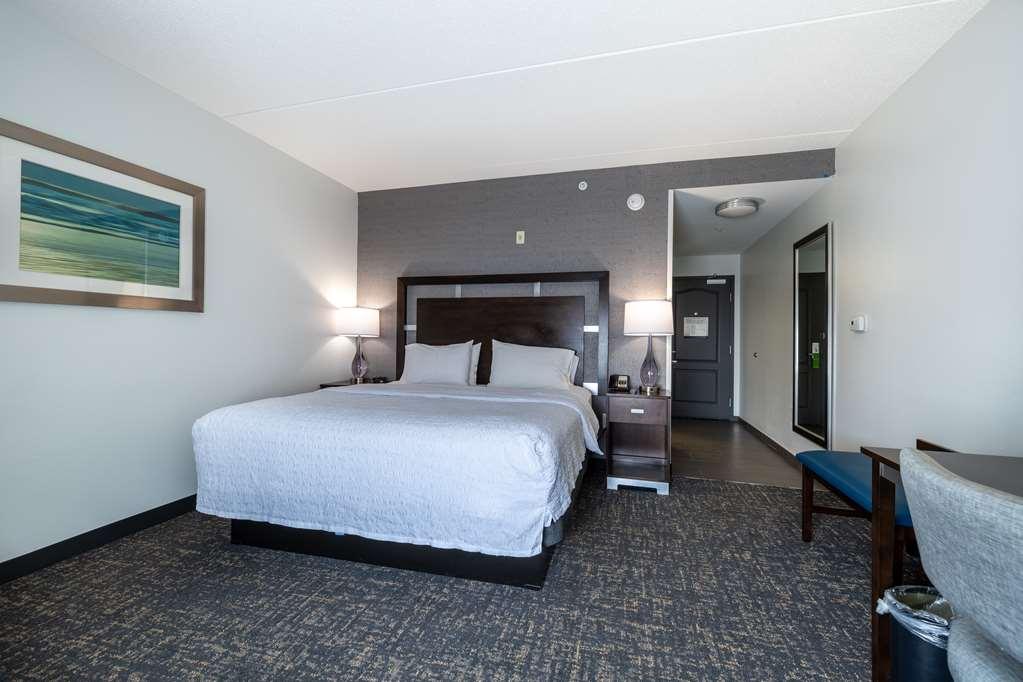 Hampton Inn & Suites Greensboro/Coliseum Area Quarto foto